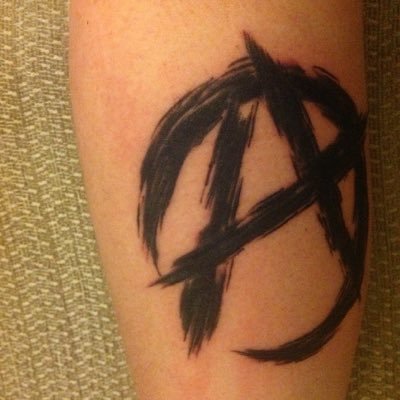 whatevagroovsya's profile picture. hi 25 year old Scottish Punk girl, like the best things that life offers...friends .....music ....me