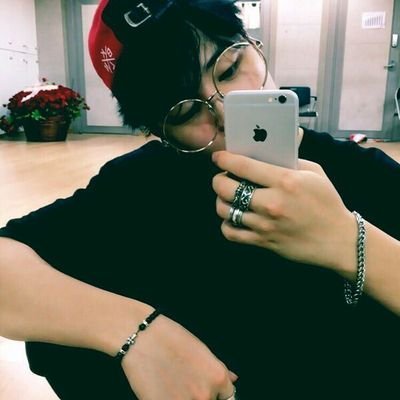 jiminrpgnza's profile picture. hello darkness my old friend