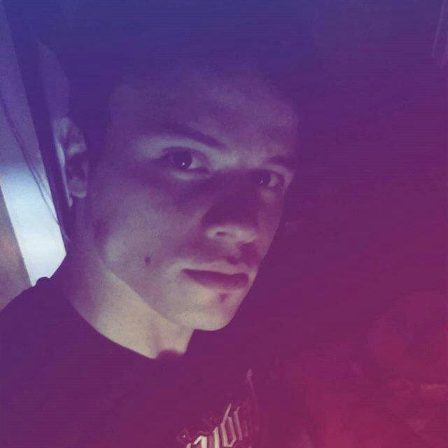 Ivnlozada1's profile picture. 