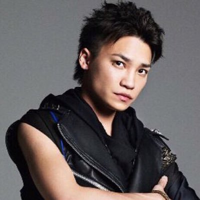 二階堂高嗣nr fake/本人、事務所無関係/一般さん大歓迎 ぐるぐるっどぉぉぉんっ俺がみんなを笑顔にする！ イタズラ大好き(*`∀´*)偽物だよ〜！少しでも本人と会話してる気持ちになってくれれば俺happy！！(笑)