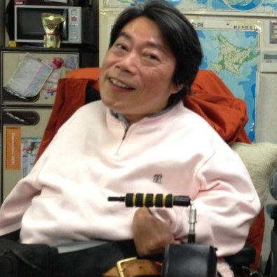 68歳。脳性マヒで常時介助が必要。 障害者運動やボッチャをする。Cerebral cortex paralysis requires constant assistance in the living of WC. doing activities for human right. and Boccia player.