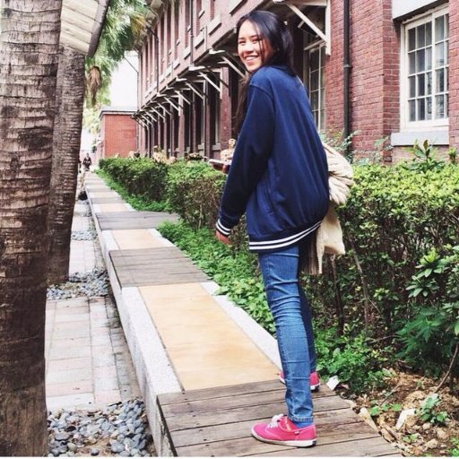 woonzypoonzy's profile picture. Quirky. Slighty.