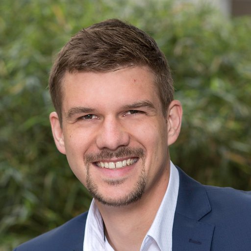 DaaMarco's profile picture. Touristiker. Berater. Reisender. Fussballfan. 
eCommerce & Revenue Management. Peace!