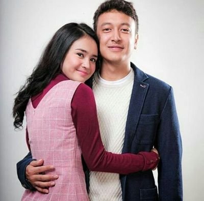dimchelle_jogja's profile picture. Support Dimas Anggara Michelle Ziudith

London Love Story 2 soon 2 maret 2017