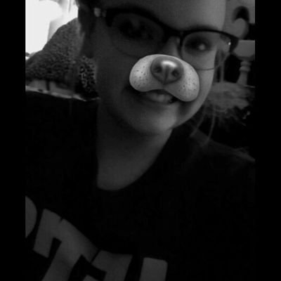 hannahsartoriu's profile picture. |-/