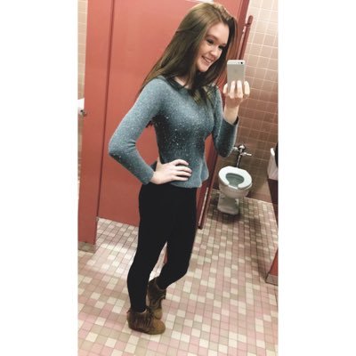 ask me if i do this everyday, i say often. 🤙🏼🖤