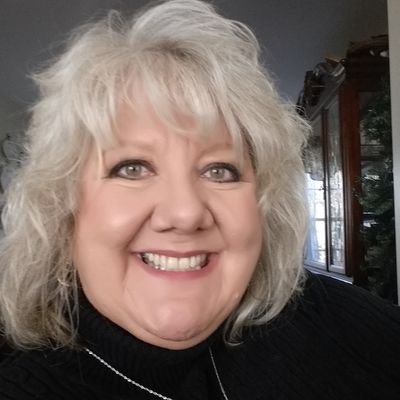 mona_dugas's profile picture. 