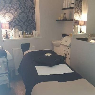 High End Beauty Salon in the heart of Lytham. Highly experienced therapists, Decleor, Caci, Crystal Clear, Shellac, Xen-Tan xx 01253 932890 xx