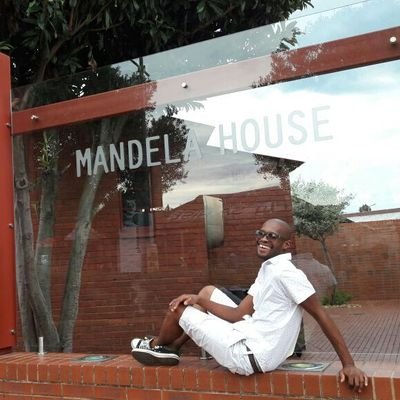 Professional chef @ Faimont Zimbali. God fearing Good sense of humor kind ever smiling and loving my women Stuffy Ngcobo