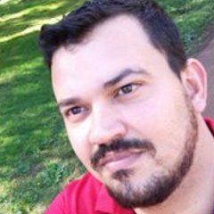 elijneves's profile picture. 