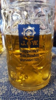 munichpit's profile picture. 