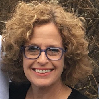 bunywatson's profile picture. librarian, nurse, wife, mom, lover of learning, books and information, health and fitness and a really good glass of champagne