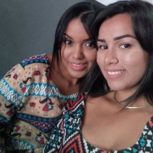 Ser mejor persona cada día es lo que me da satisfacción cuando me miro al espejo. ORGULLOSA DE SER VENEZOLANA, AMO MI PAIS.