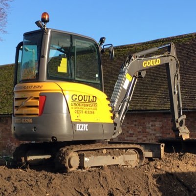 Gould Groundworks are based in Poole, Dorset. Undertaking all aspects of groundwork and operated plant hire.