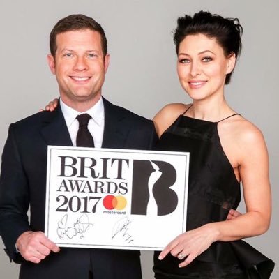 TeamEmmaWillis's profile picture. Fanpage for the lovely @EmmaWillis who is currently presenting @bbuk @TheVoiceUK @TheVoiceKidsUK @brits 2017 and radio presenter at @thisisheart