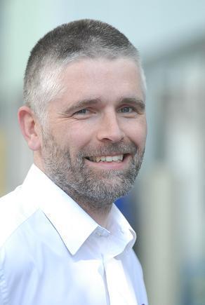 A professional manufacturing engineer who has been and around the motor industry for over twenty years and is still inspired to support this sector!