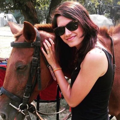 Une Parisienne Globale ~ Building Brands ~ Exec Comm Member @FfP_Global 💡 THERSHAW . https://t.co/iM6q5mXsjb