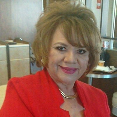 Que para hoy una nueva ilusión ilumine su camino.