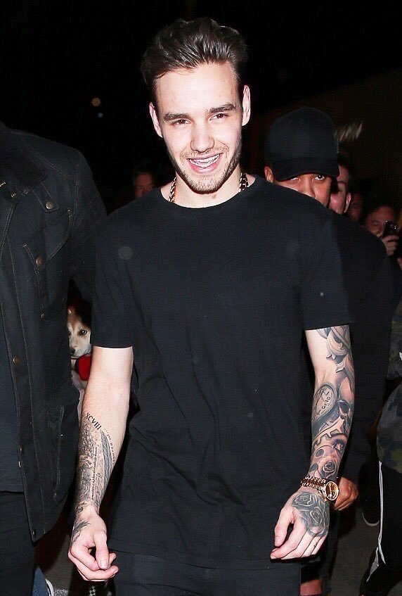 LetciaA70594015's profile picture. conta secundária para votação// minha conta real
 @Rbr_Direction