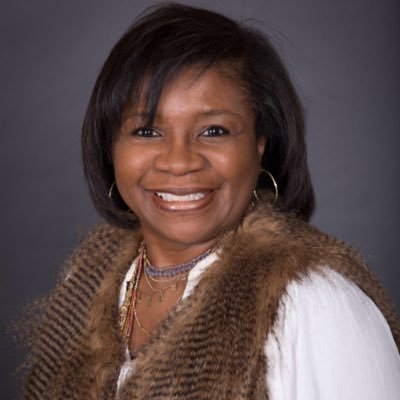 #SmallBiz #Consultant who #empower #women #entrepreneurs & #startup #biz. I'm an #author, #trainer, #speaker & #blogger. Founder @NAWomenRise & @SCOREMentors