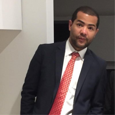 Director de Radio, un Psicólogo atrapado por el Marketing. Psicólogo Del Consumidor.