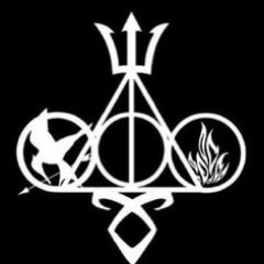Welcome to Fandom Quest.
I am your Guide and Mentor, Adorallan Wysalynn Wizard, Fandom Traveller and Bender of Reality (Writer) https://t.co/ObbEtUzoko