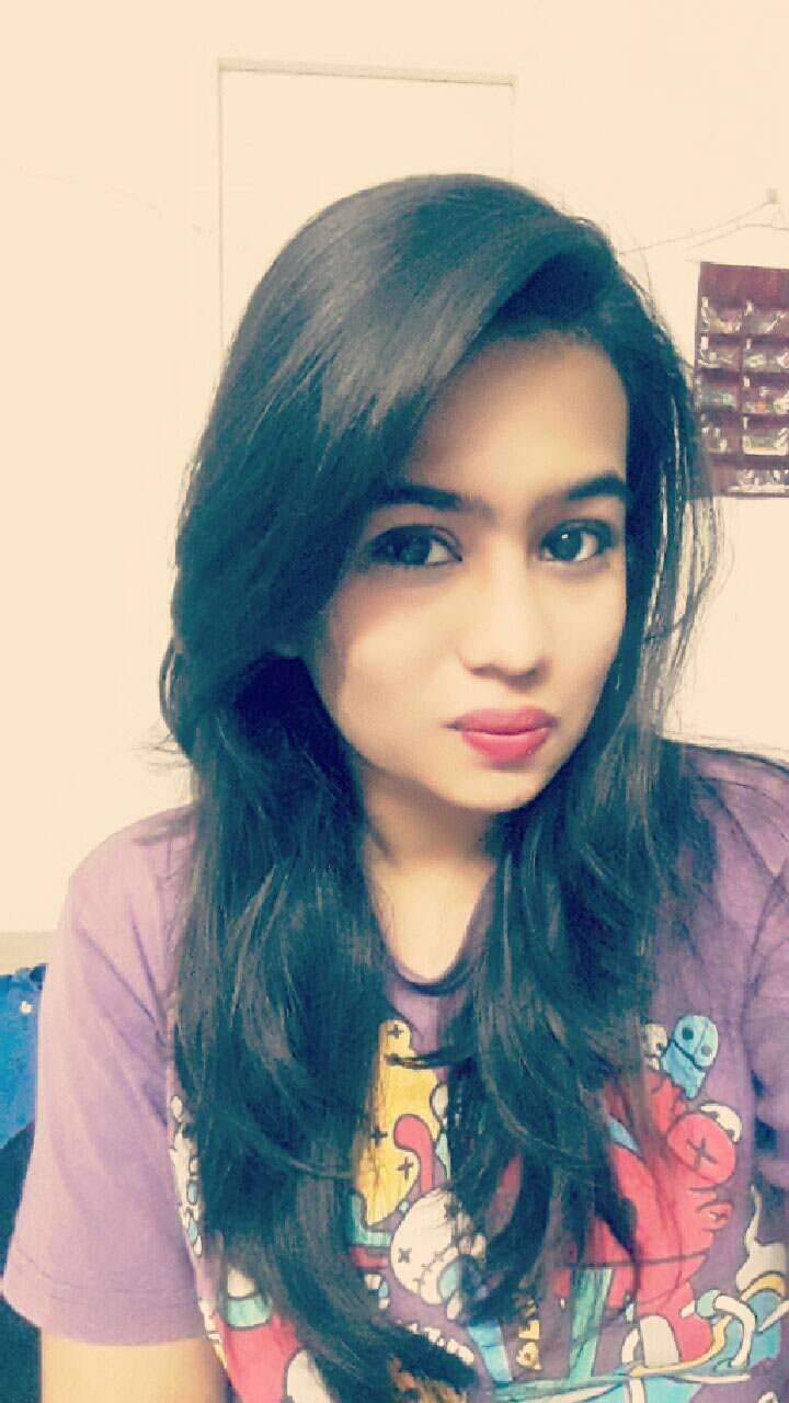 sini040594's profile picture. 