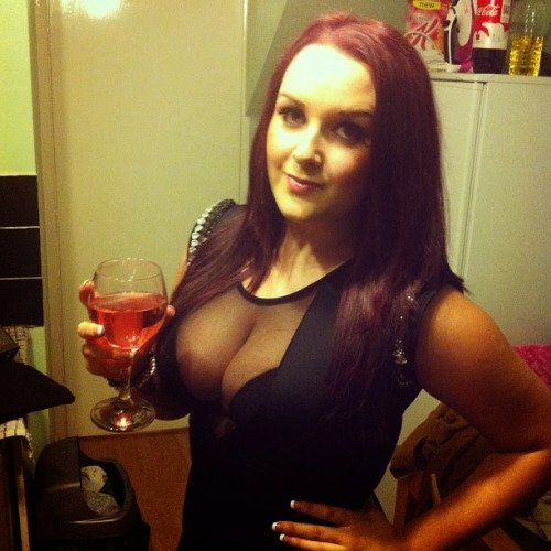 though I'm weak and beaten down, i'll slip away into this sound.
Hey I'm Christina, feel free to like and retweet my stuff :D x