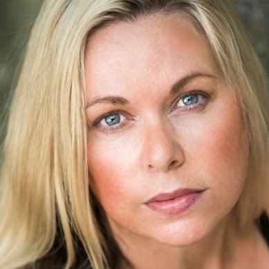 TinaT_'s profile picture. My Tweets are real, and they’re spectacular!