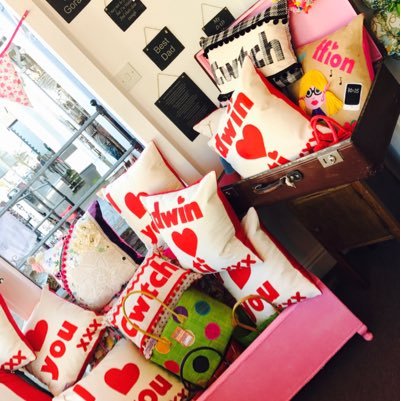 bach_botwm's profile picture. Siop Anrhegion Cymreig. A gift shop in the heart of Wales with unique, personalised, handmade items for any occasion. Find us on Facebook.