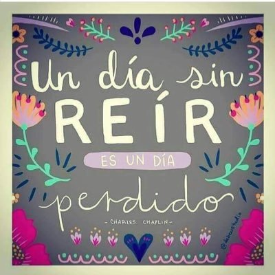 Nadia2379V's profile picture. 