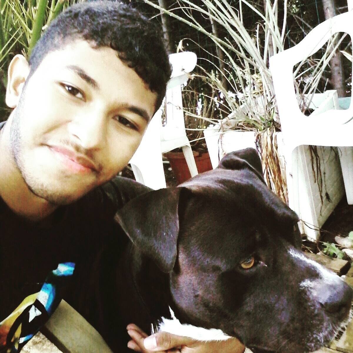 elmehdielward's profile picture. 