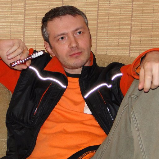 selenium5477's profile picture. ночь.