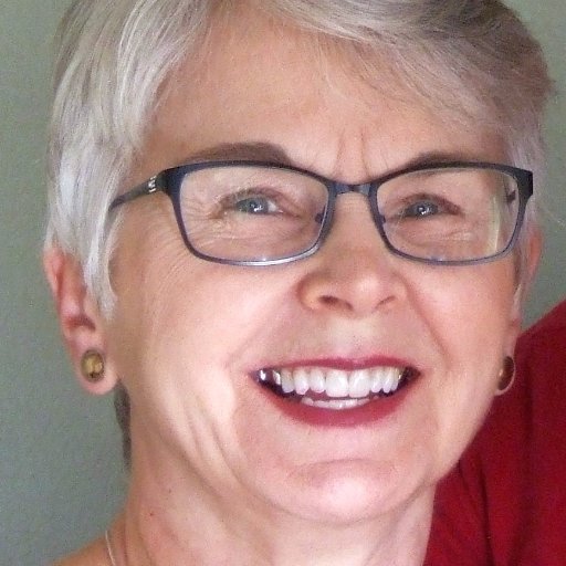 I'm Jane Francis, owner of Personal Computer Training in the North Coast area of Oregon. Can train on-site or on-line. It doesn't matter where you are.