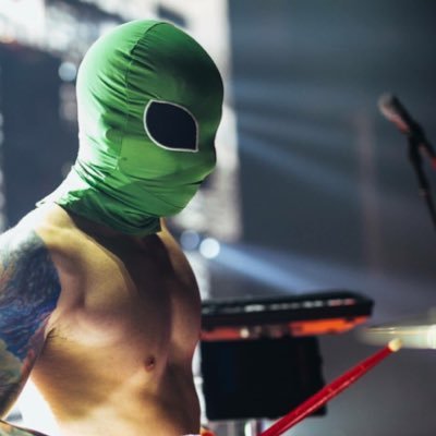 helpmepolardun's profile picture. pvt :: 21p are losers :: immigrants they get the job done :: attempting to not be a spam account :: follow public @alltimedunn