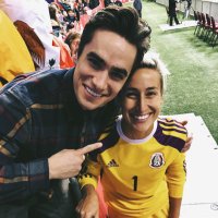 Bianca Henninger (@beeyoncs) Twitter profile photo