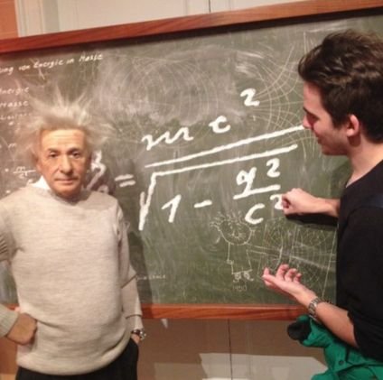 StefDjokovic's profile picture. UI/UX/CEO/co-founder of nothing. Just a normal software engineering student.
From 🇪🇺
(officially 🇮🇹🇷🇸)