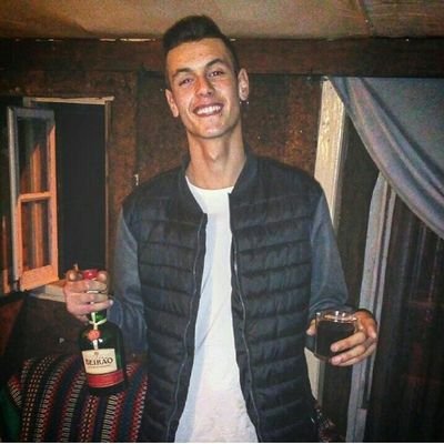 biggie2710's profile picture. Portuguese 🇵🇹
17y✌👌
2Blessed2beStressed🙏🙏 
Rap/RnB 🎶🎵🎧
Lisbon🇵🇹
Worcester 🇬🇧
IG🔞:@bg_2710 follow🔙
MoneyLover 💵💰💲❤💘