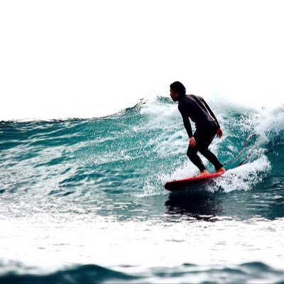 美容室✂︎✂︎✂︎surfer🏄♂️🏄♀️🏄♂️呑んだくれ🍺🍺🍺 YouTube https://t.co/TdO79LMt4f 目標はセクシーに波に乗ることです サーフィン動画波乗り動画撮影依頼承ります📹ご興味ある方はDMにて✉️