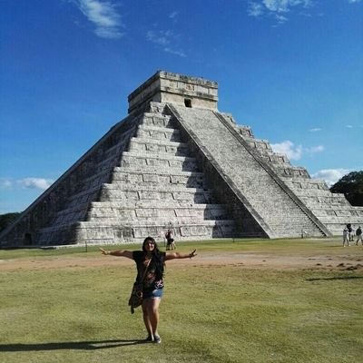 Comunicadora Social y Periodista-Especialista en Gerencia de Proyectos. Apasionada por la radio
