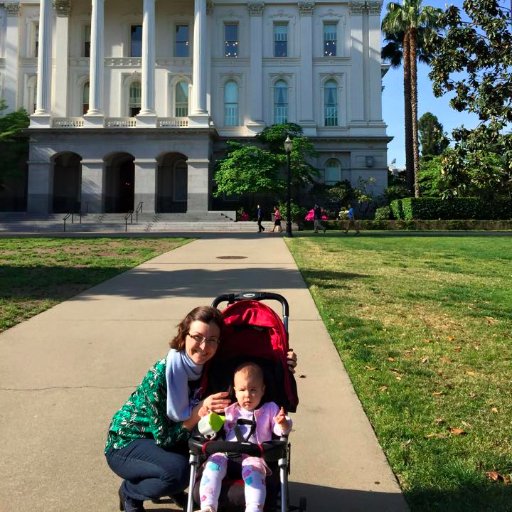 fairdorotea's profile picture. Educator. Mom.