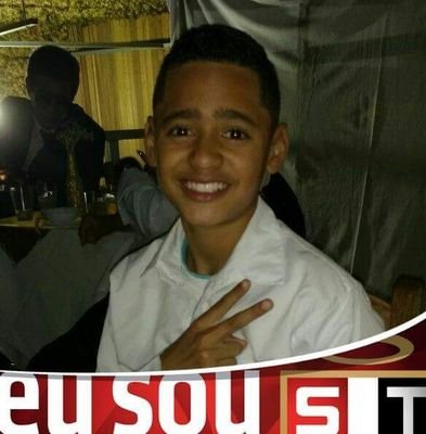 Oi?😄.       Quer ser meu amigo ? Se inscreva no meu canal e deixa like !!            Nossa que mendigão 😂😂
