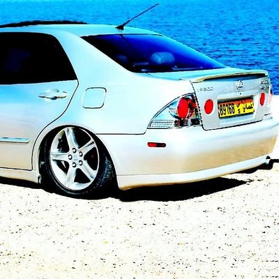 ameer19894's profile picture. ‏‏‏مجبور اضحك يا زمن العجائب