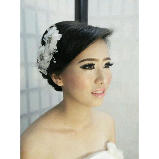 ZhangJr's profile picture. Jesus Christ is enough for me~make up, bridal n photo contact line/bb~IT-STIKOM 2012~♡Nic