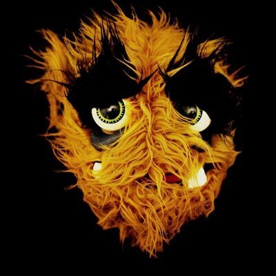 Fortieth-best EU Effluencer 2022. Now under new mis-management.
Full of sound and furry.