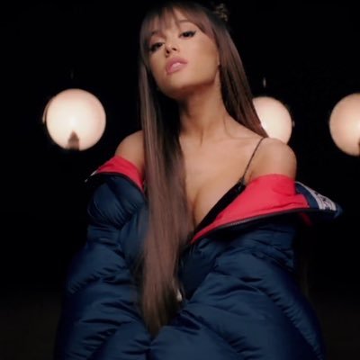 ariana | justin | taylor | tv show characters | books | shopping | youtube | music | SVU 💗