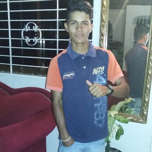 18 años estudiante de ingenieria mecanica, visca barsa 100% :D .
        http://t.co/xWT8xoC3.
                       estado: bolivar