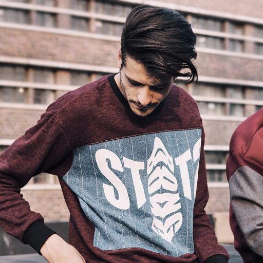 shootergr's profile picture. ΤΡΕΛΑ παντού με καφέ, έξυπνα ανέκδοτα και ατελείωτες συζητήσεις για γυναίκες, μπάλα, χρήμα και τεχνολογία!