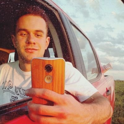 aleetur's profile picture. 