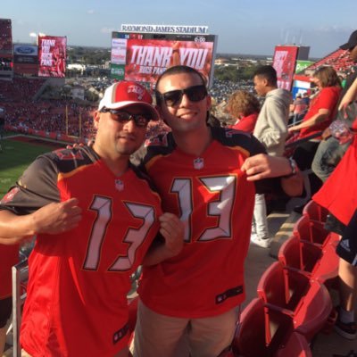 Devan_Ortiz's profile picture. ΚΦ FIJI | USF '20 | AF 🇺🇸